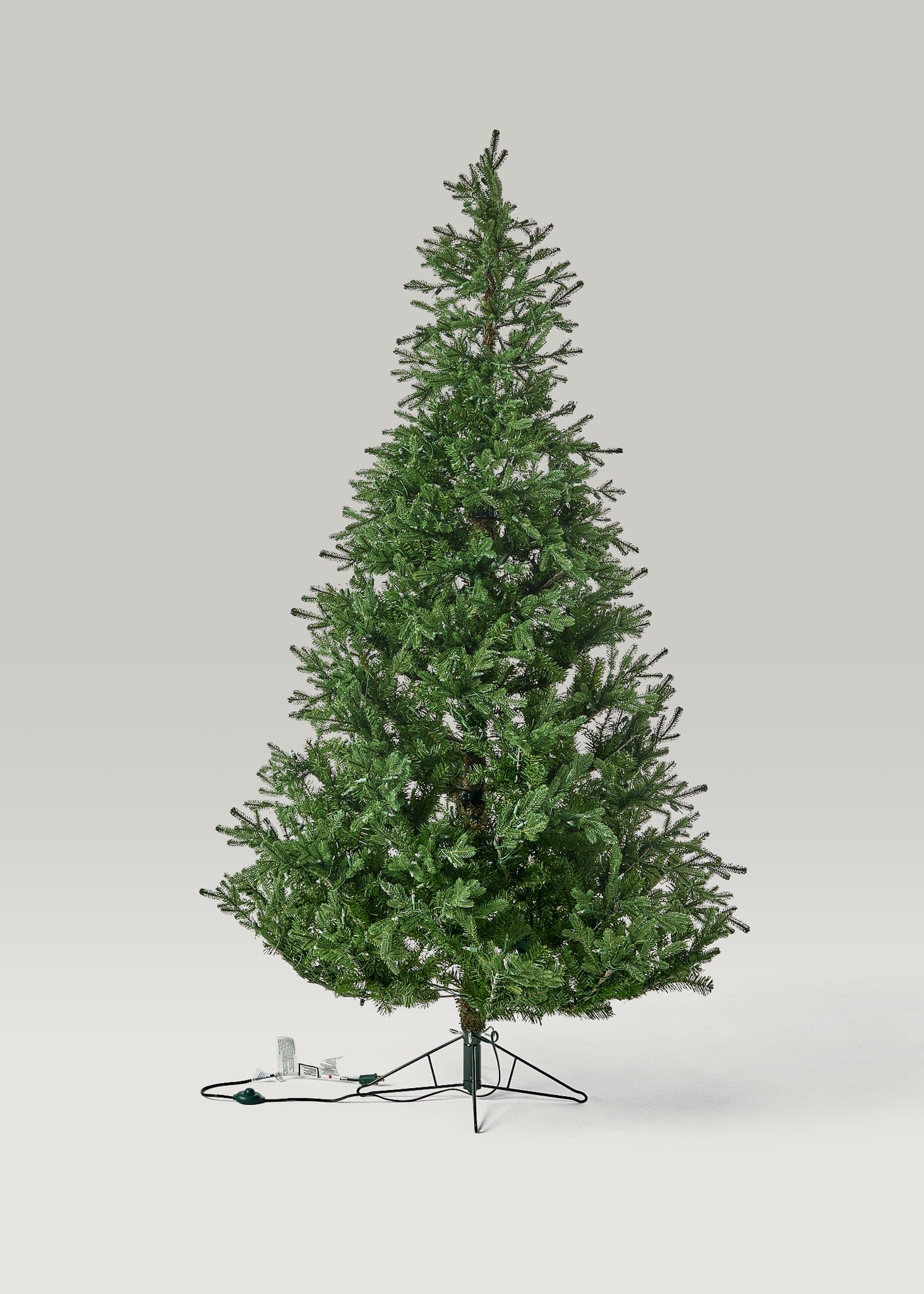 What Artificial Christmas Tree to Buy: Ultimate Guide for 2025