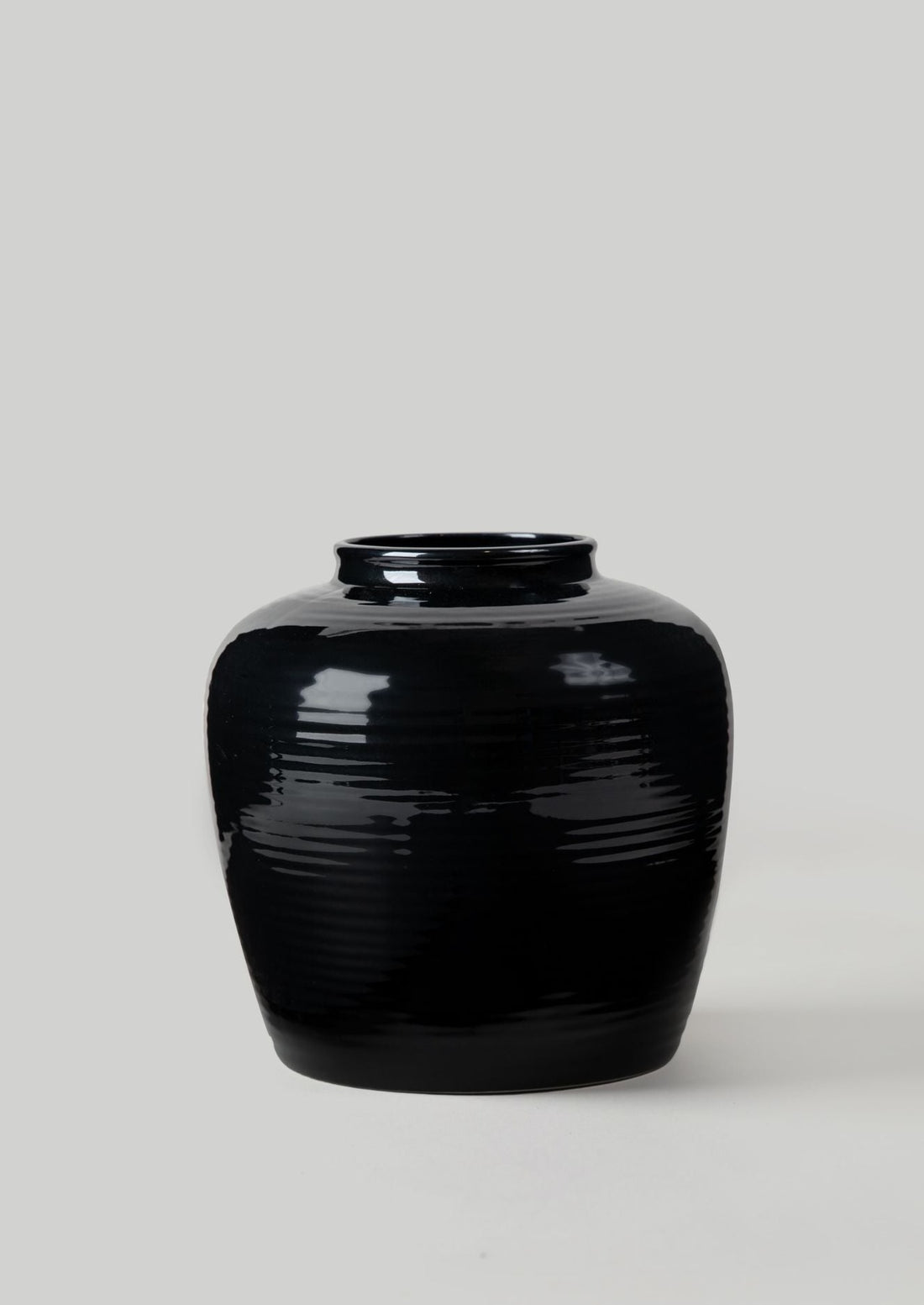 Glazed Afloral Ribbed Stoneware Table Vase in Noir