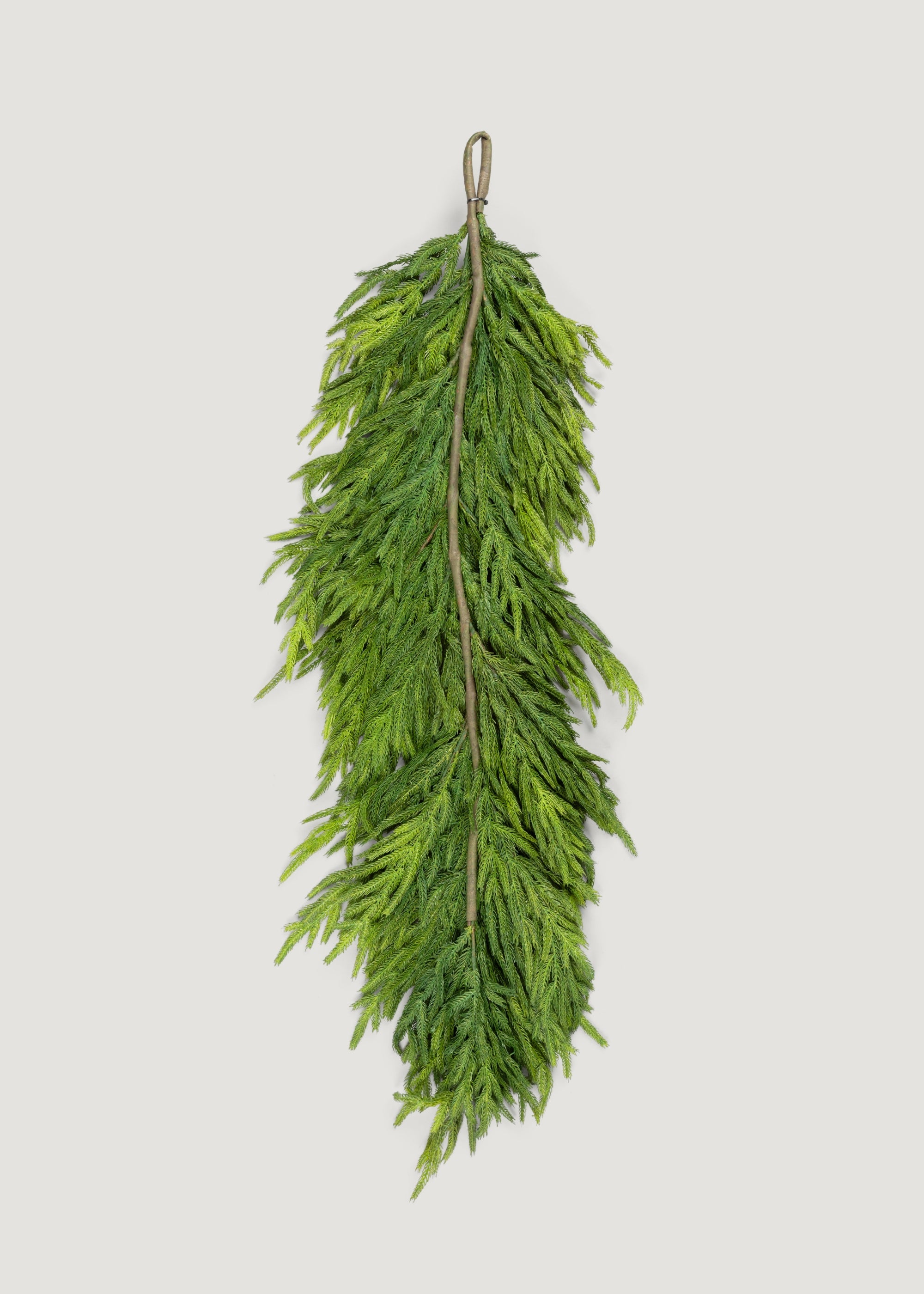 Back of 48" Norfolk Deluxe Garland