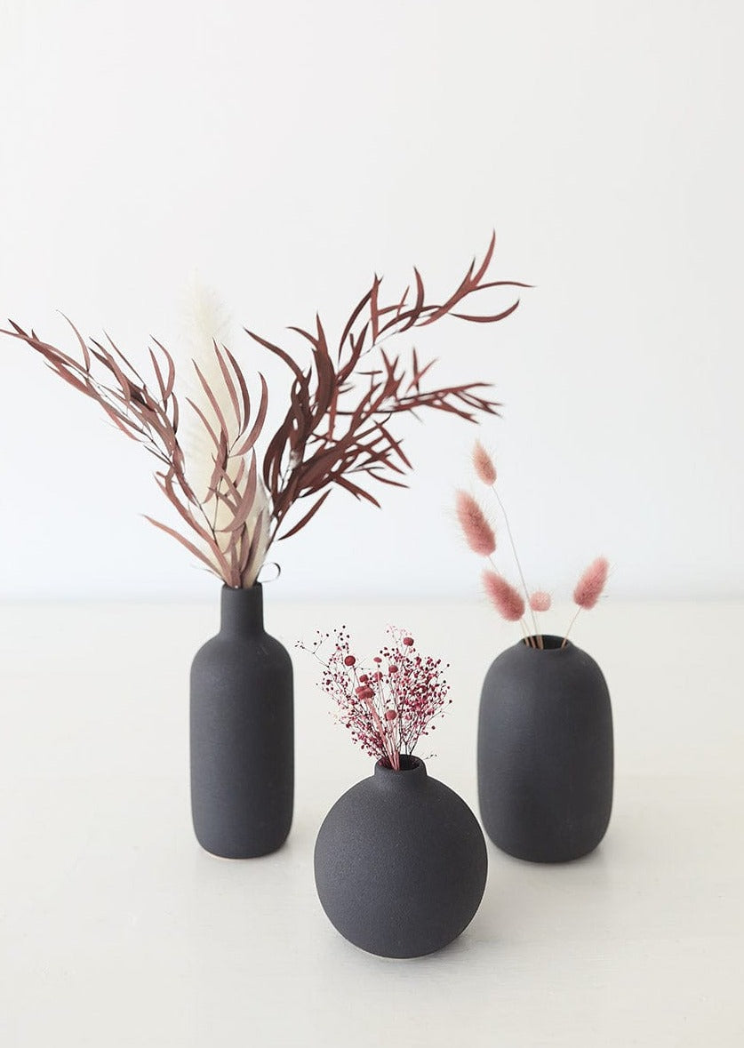 Mauve Dried Bundle Styled in Matte Black Bud Vases