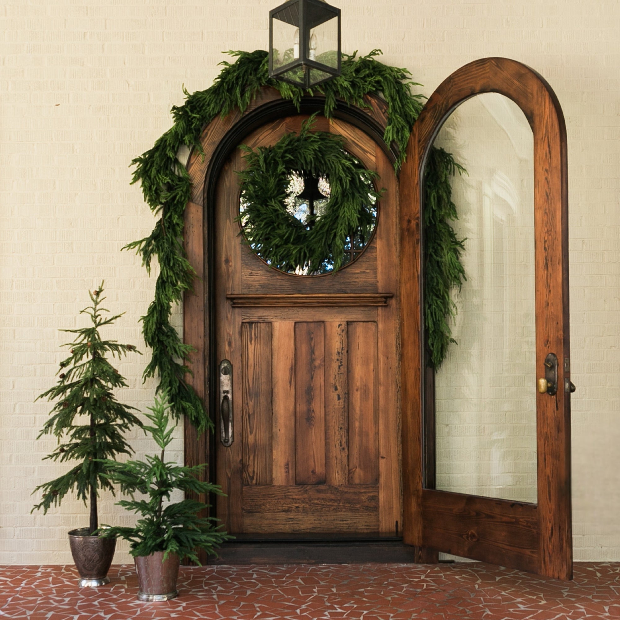 Holiday Door Wreath