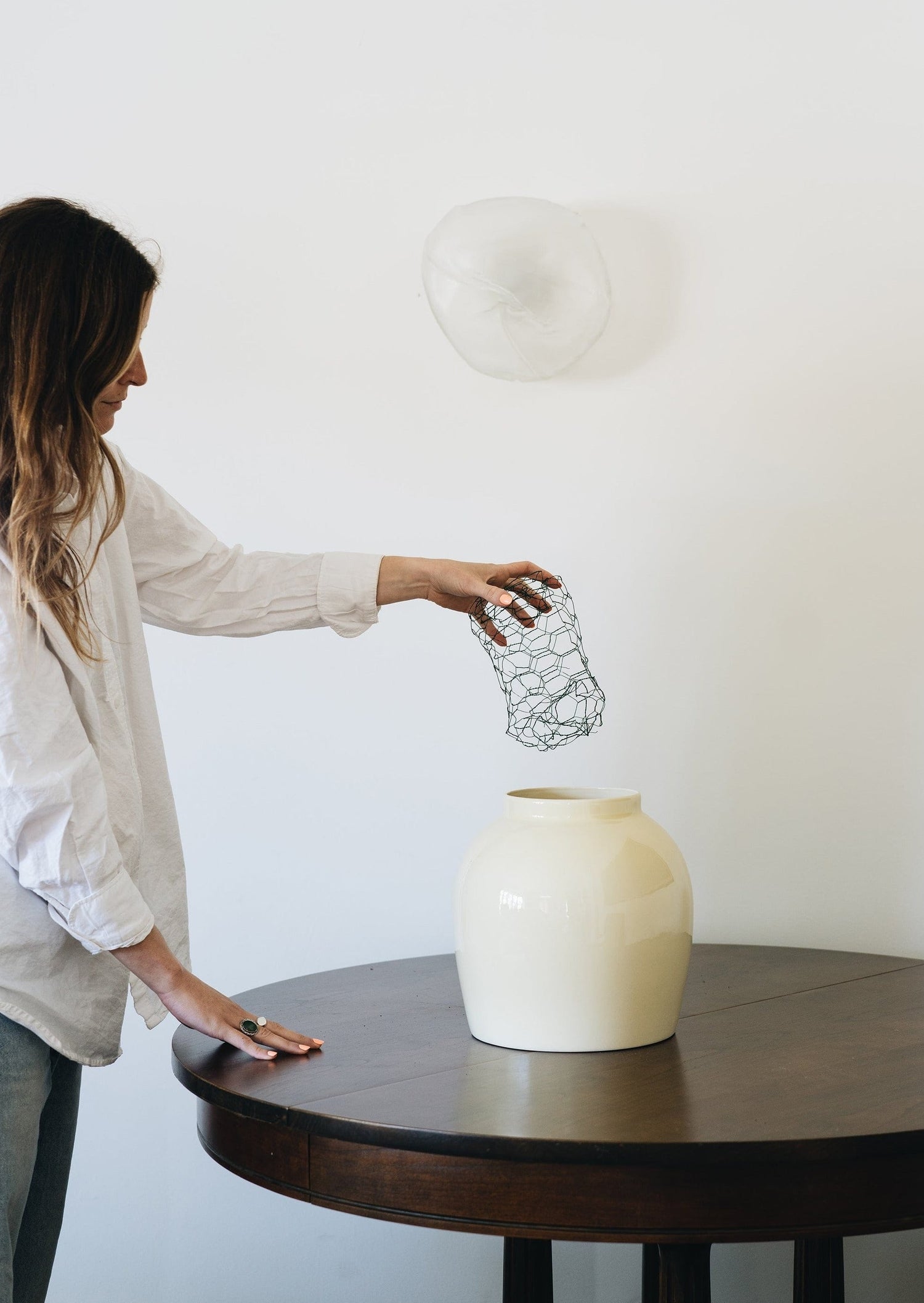 Arranging Large Cream Vase with Chicken Wire