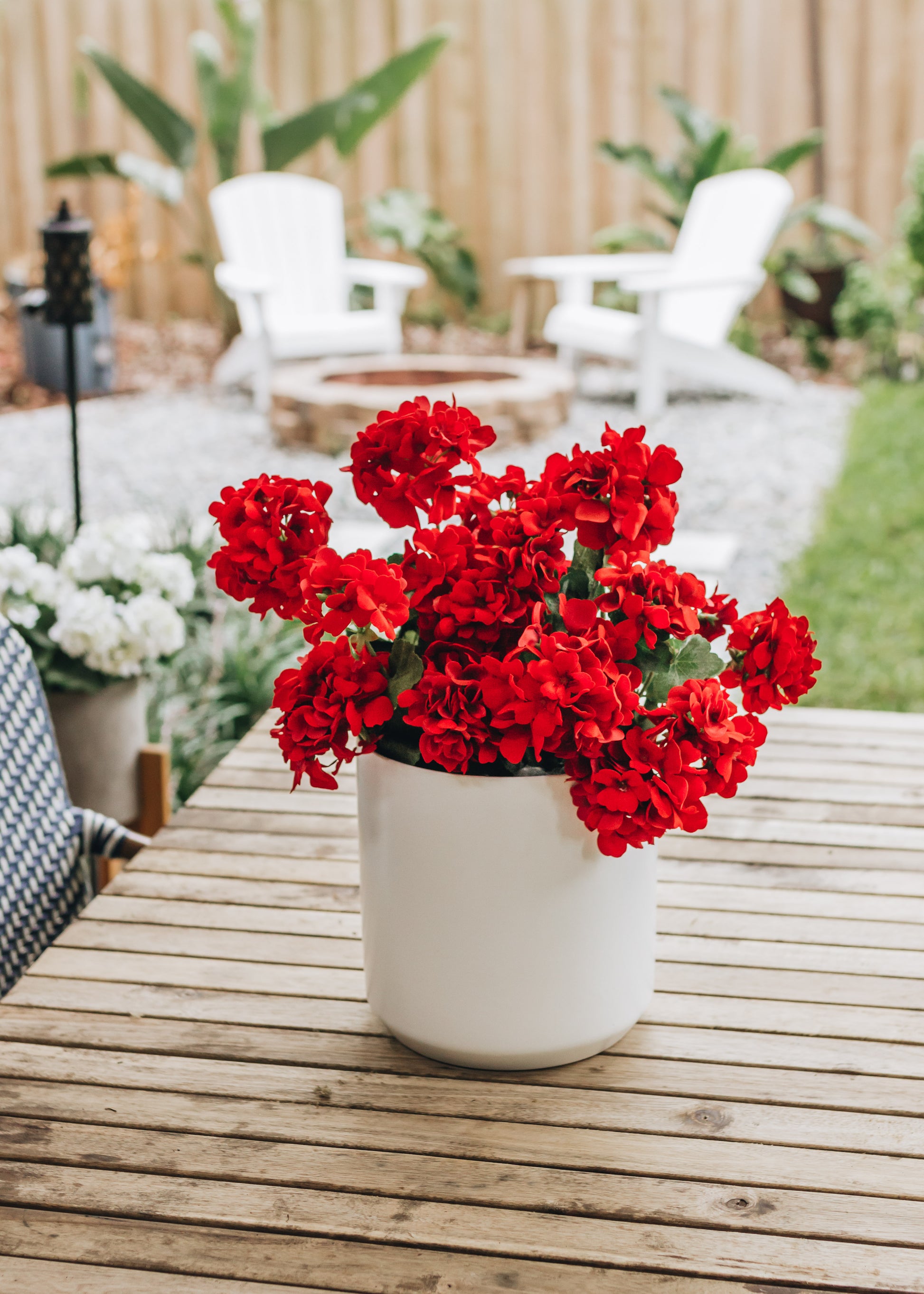 plastic outdoor plants and flowers 18" Red Geranium Bush