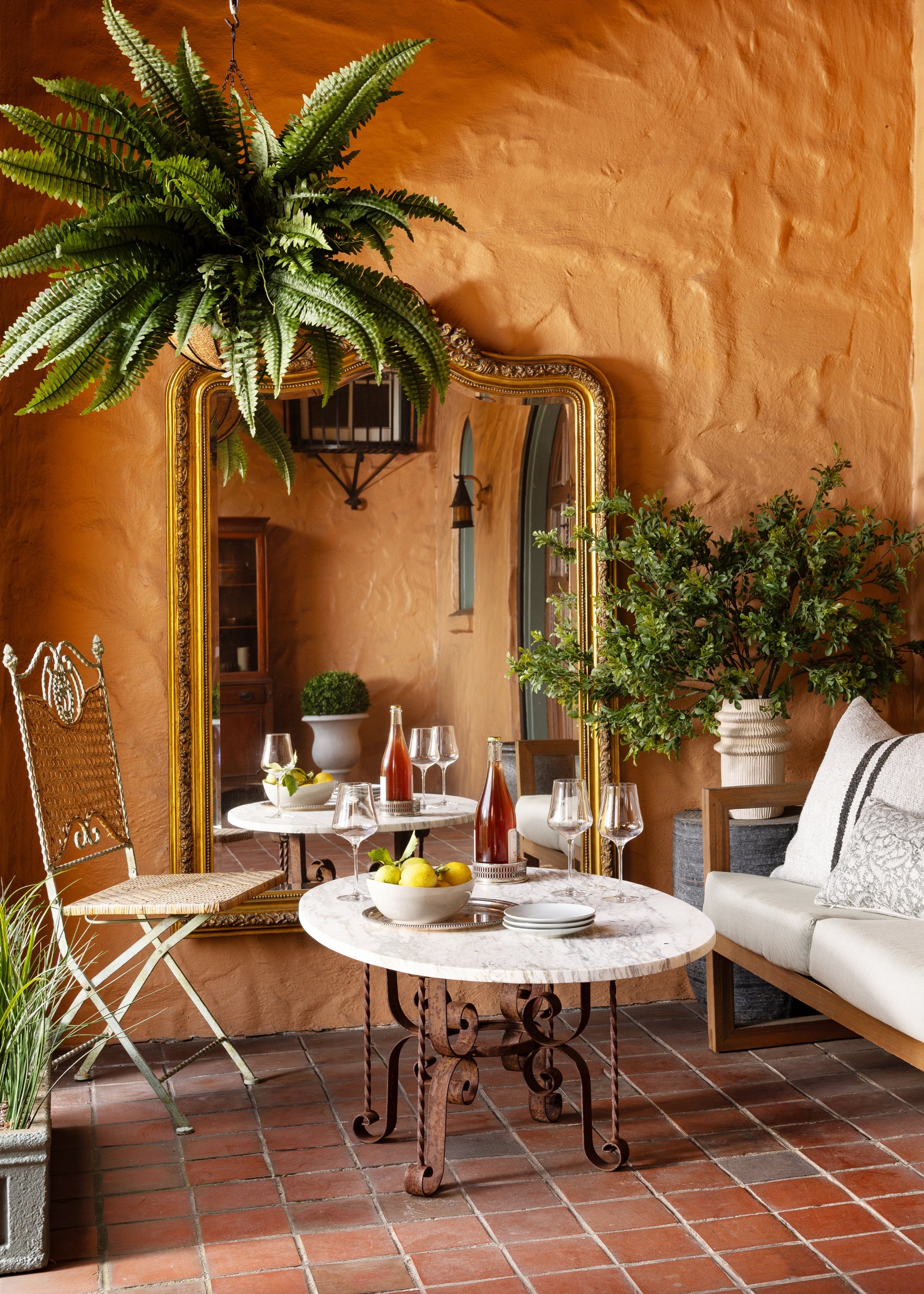 Artificial Boxwood and Fern Plants for Outdoor Styling