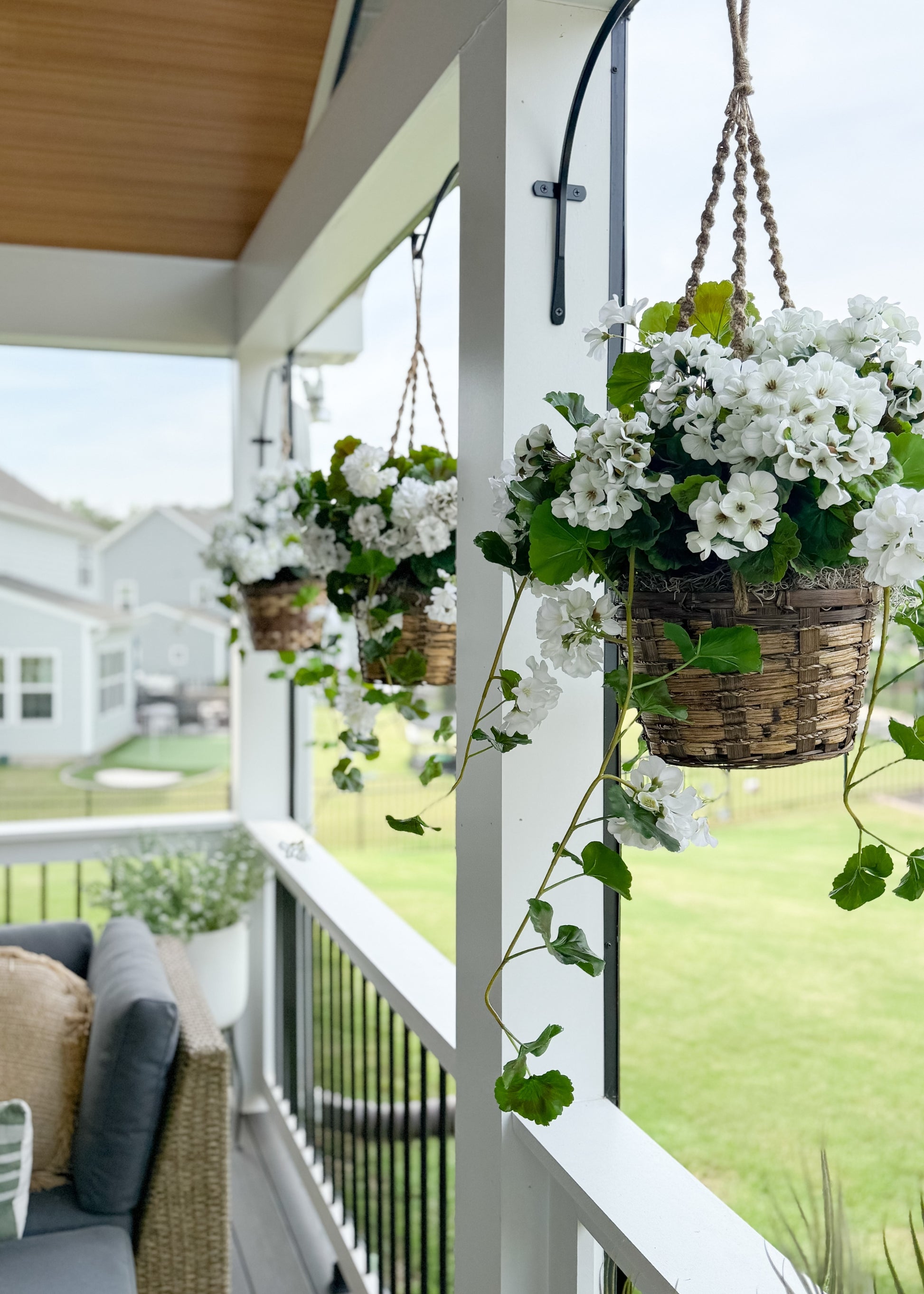Artificial Outdoor Hanging Geraniums