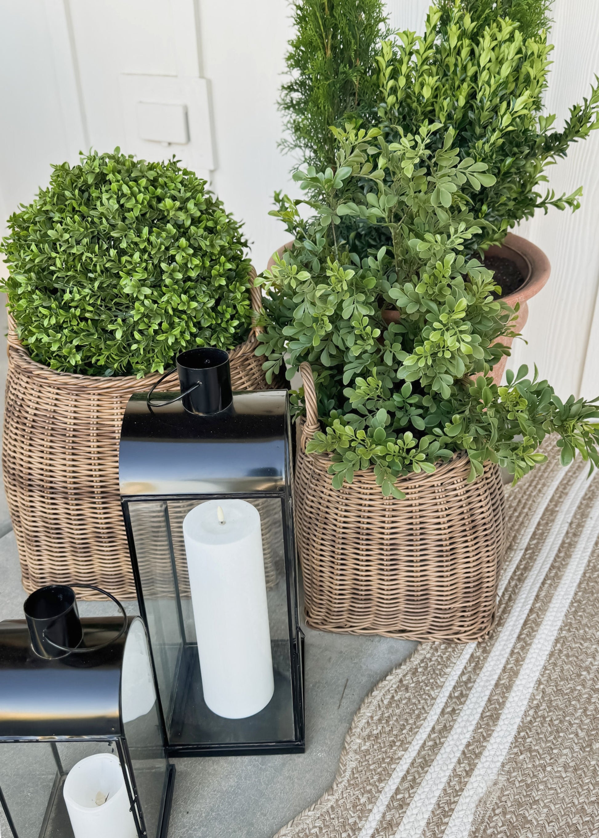 plastic boxwood plants UV Treated Indoor/Outdoor Fake Boxwood Plant