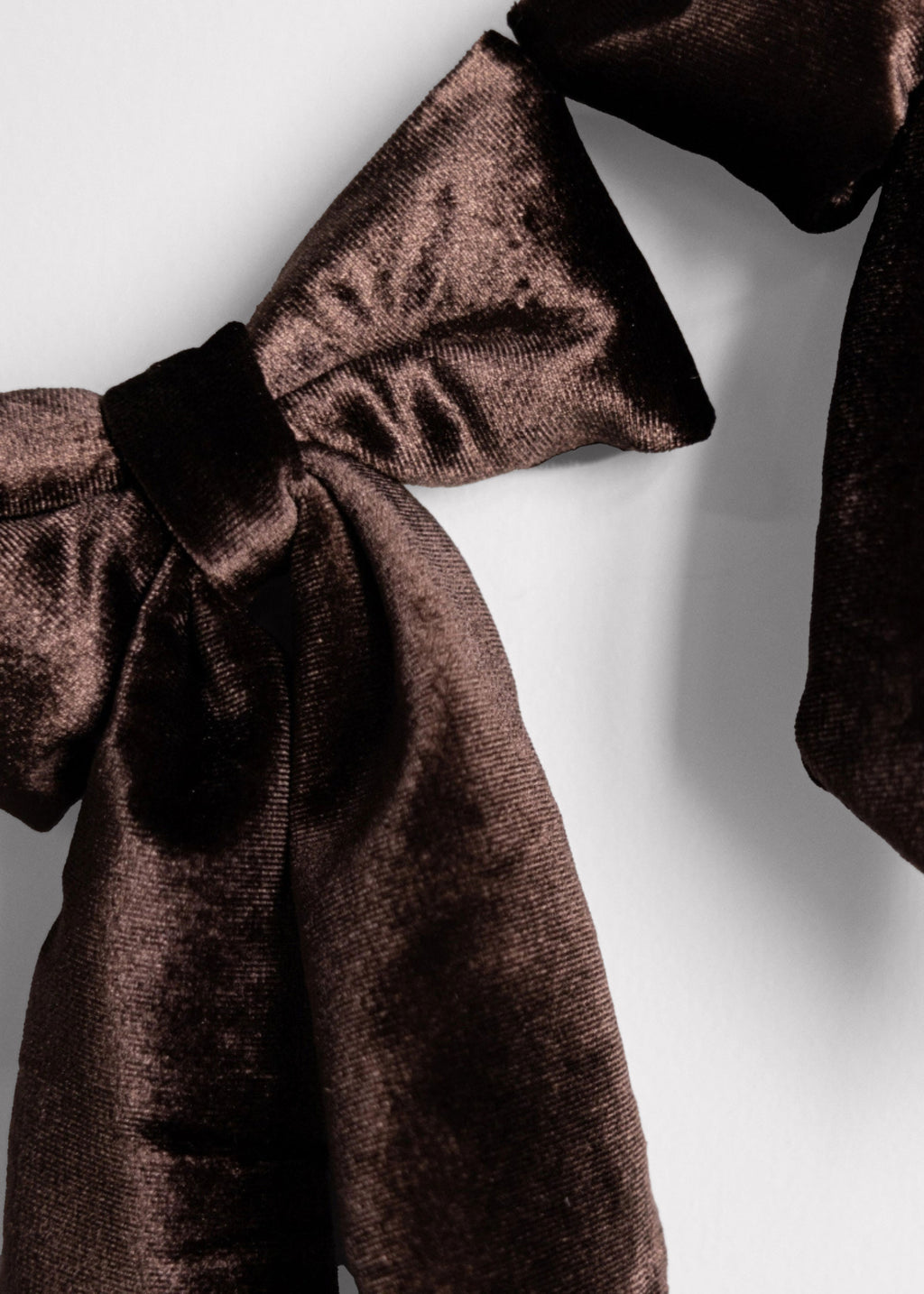 Brown Velvet Bow Garland 