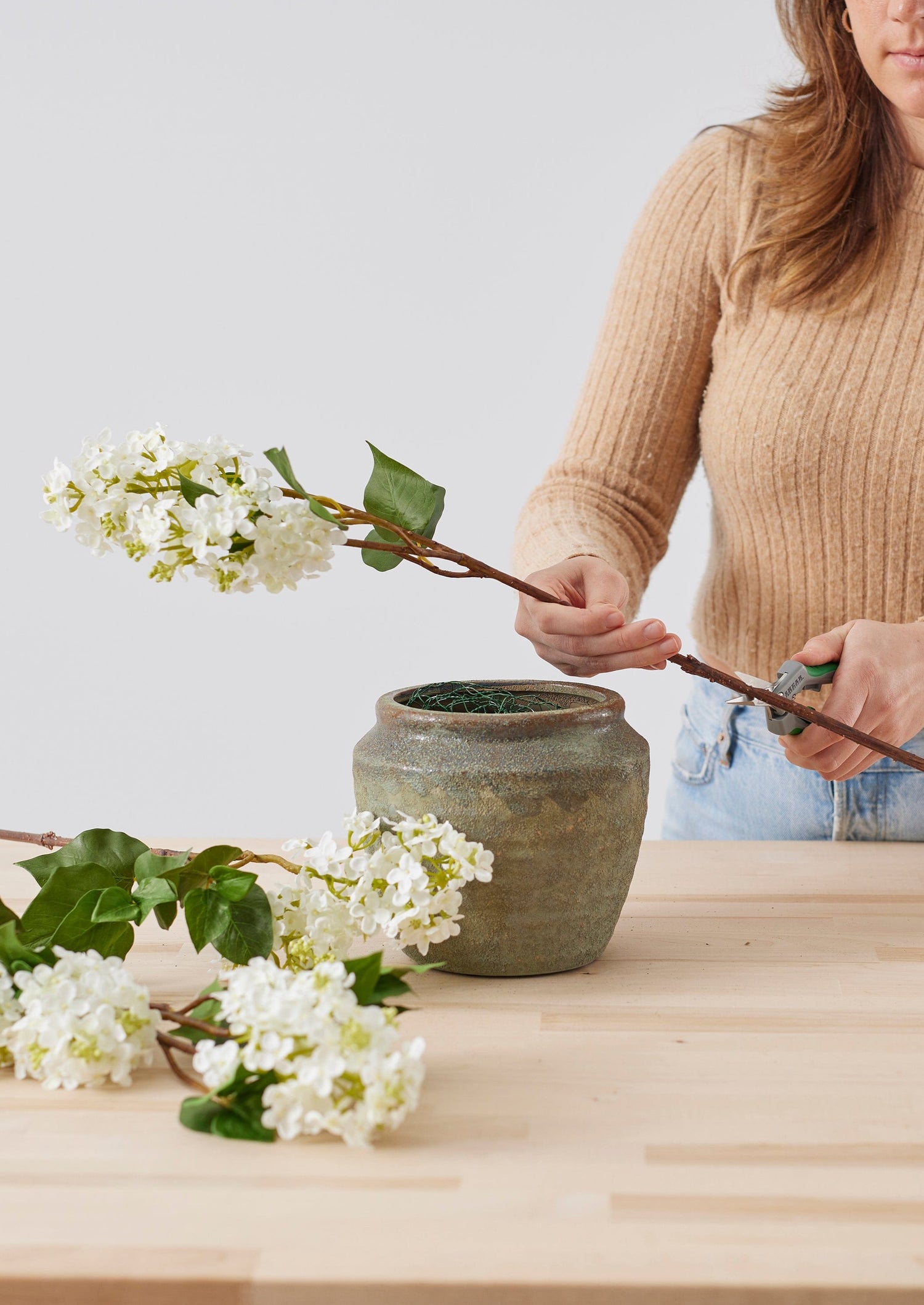 Flower arranging with chicken wire