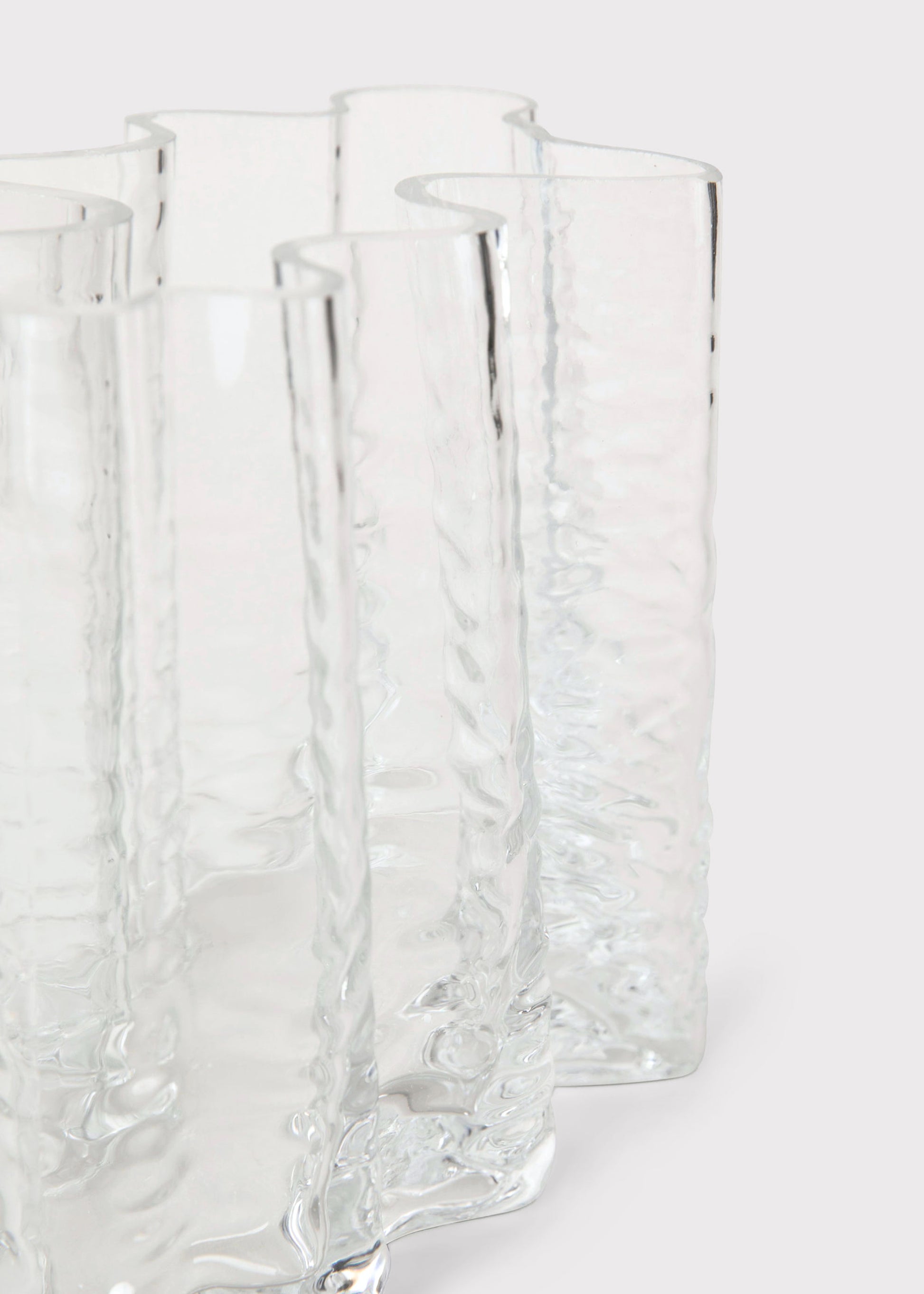 clear glass vase