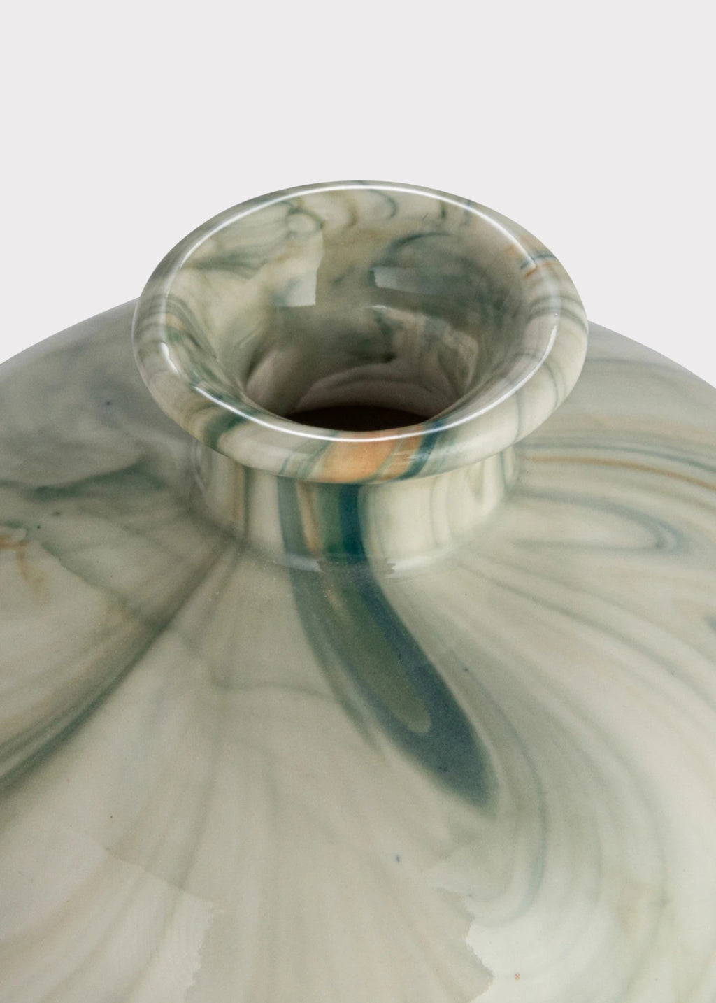 Marble-patterned ceramic vase