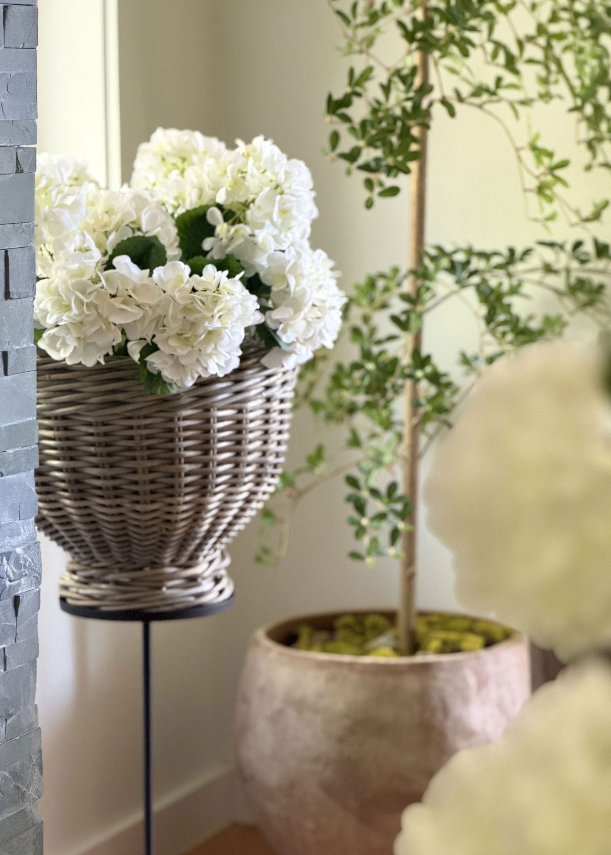 White Green Potted Fake Hydrangea