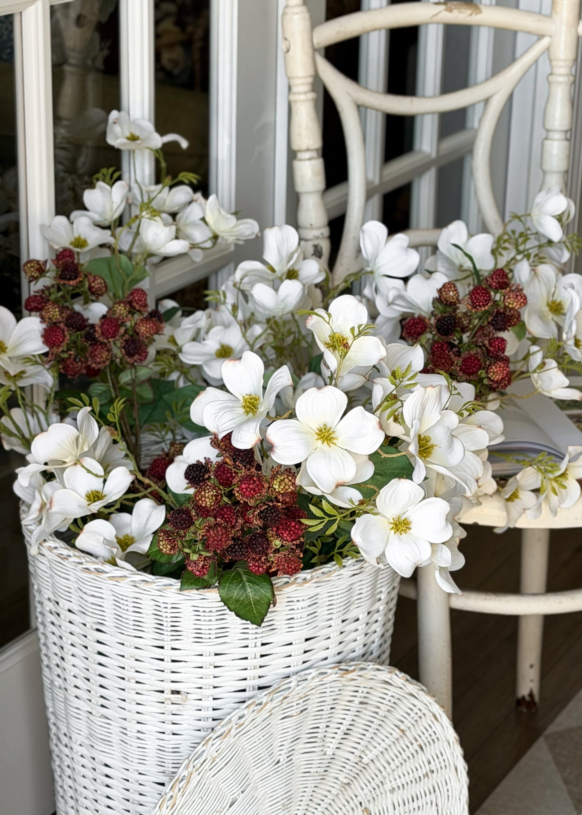 Artificial Blooming Dogwood Flower Branch in White - 44