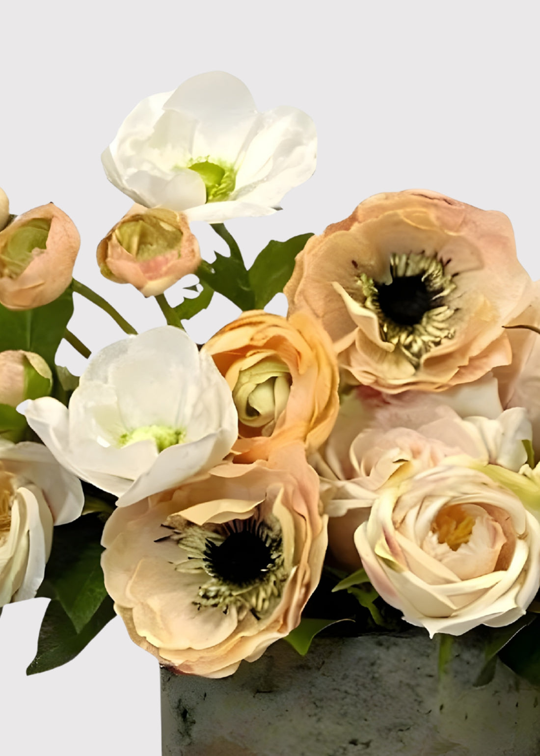 Bouquet of peach and white flowers 