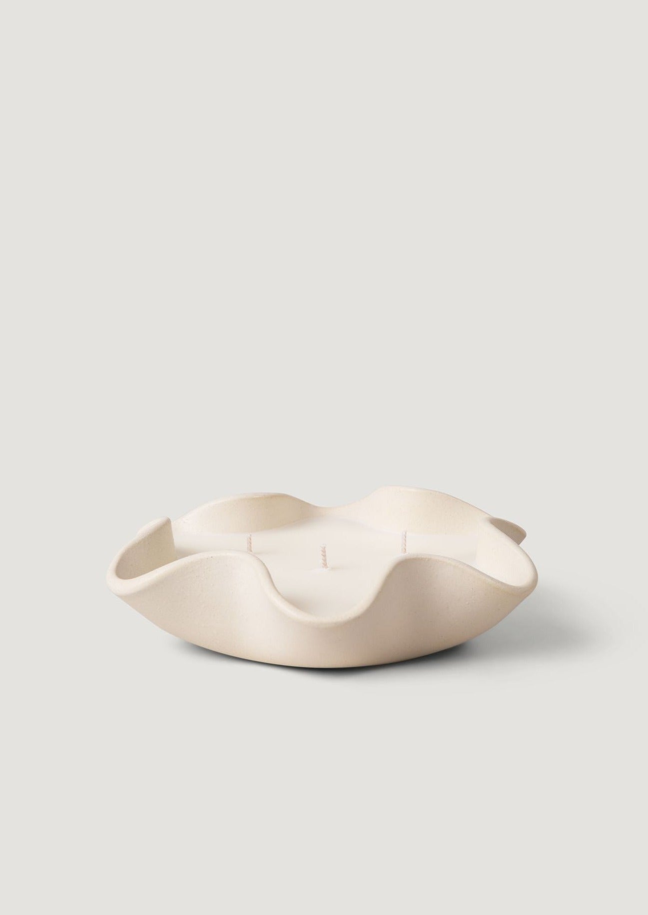 Jill Candle in Handmade Ceramic Ruffle Bowl