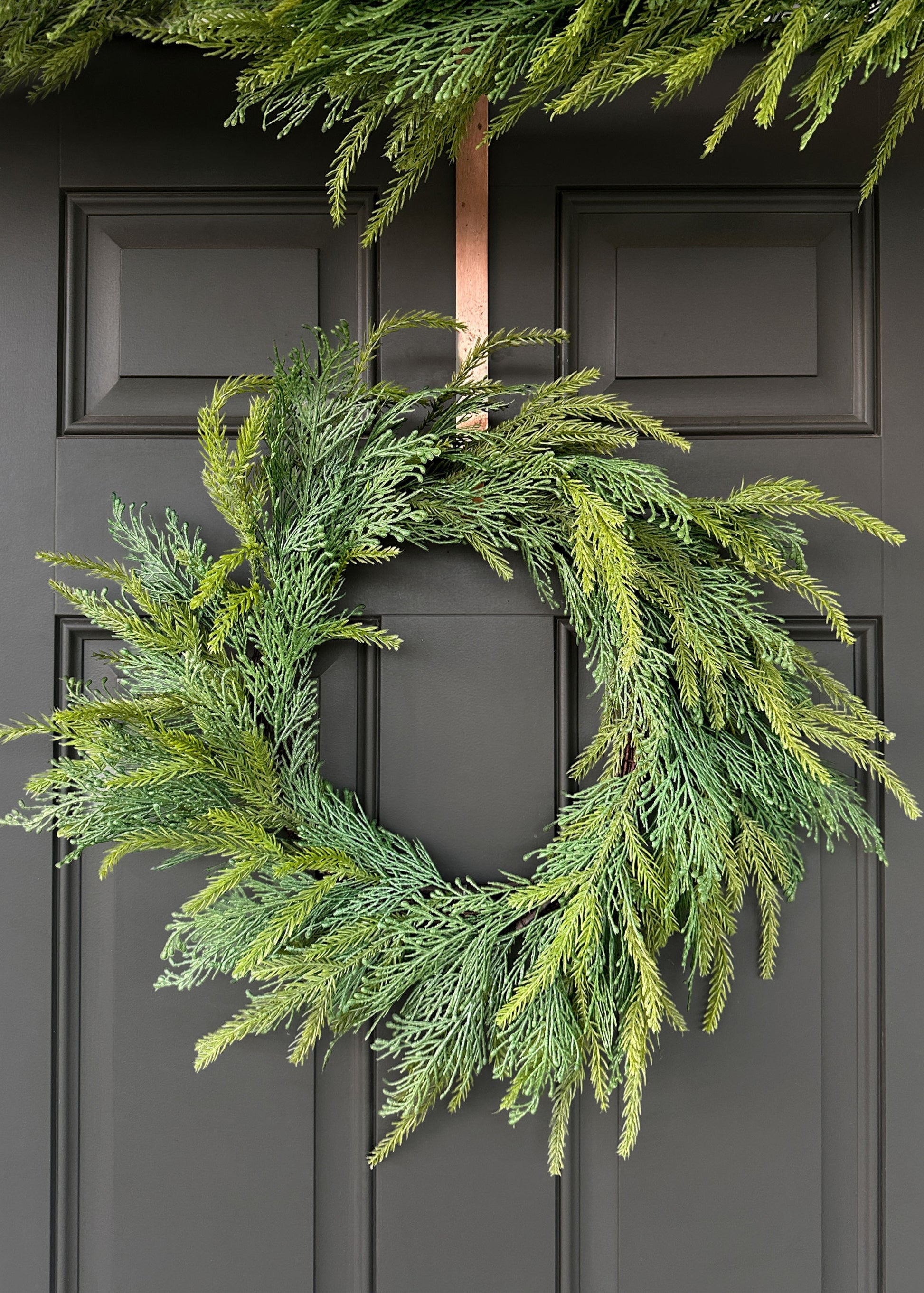 UV Treated Outdoor Cedar Wreath