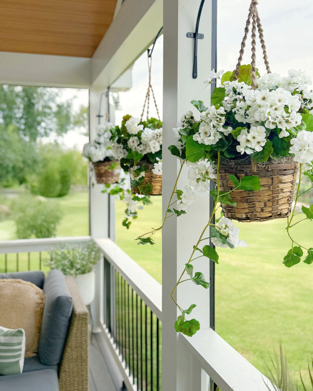 Artificial Outdoor Hanging Geraniums