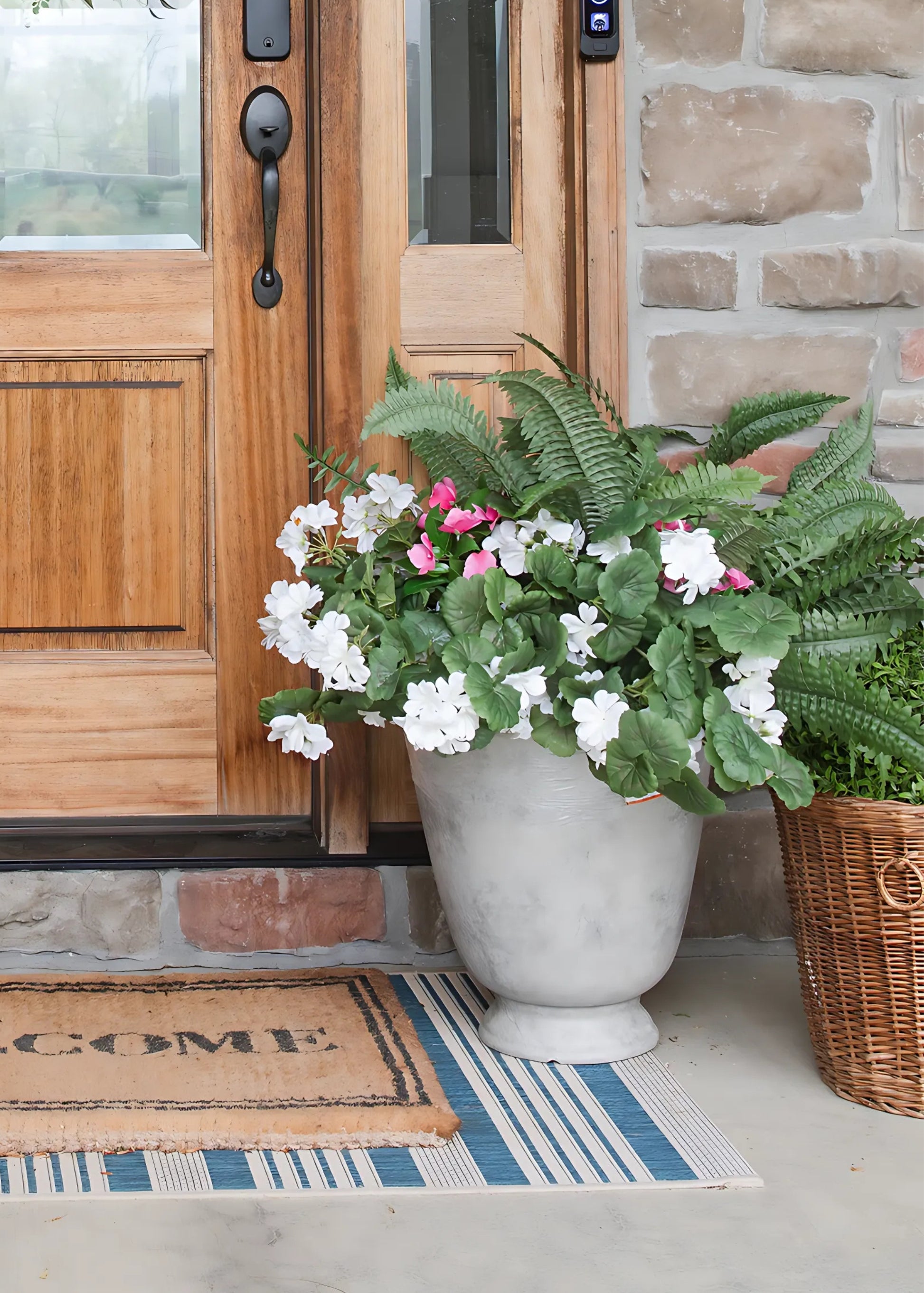 Video Decorating the Porch with Ferns and Geraniums