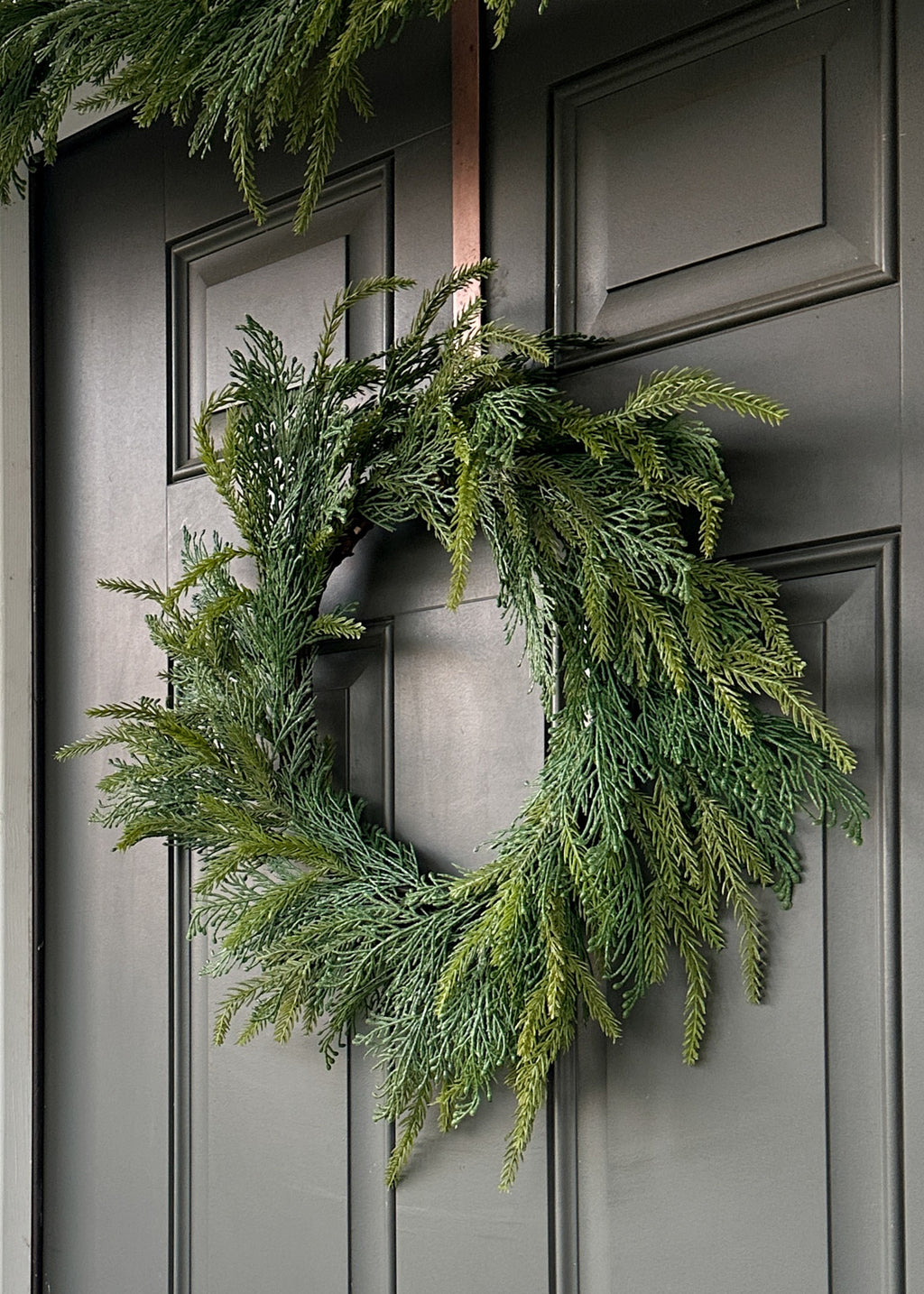 UV Treated Cedar Garland and Wreath