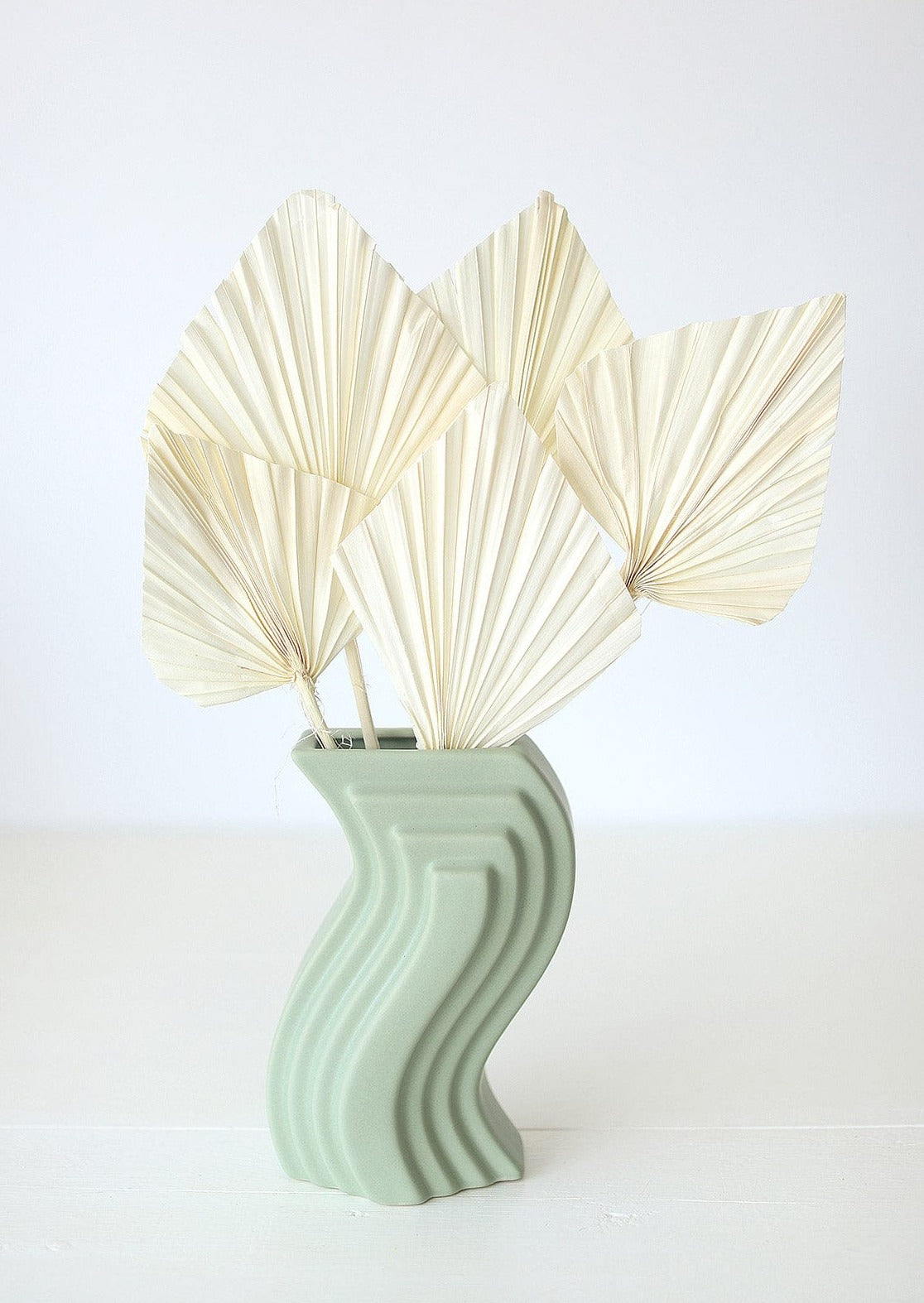 Dried Cream Palm Spears in Nordic Vase