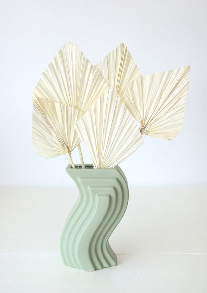 Dried Cream Palm Spears in Nordic Vase