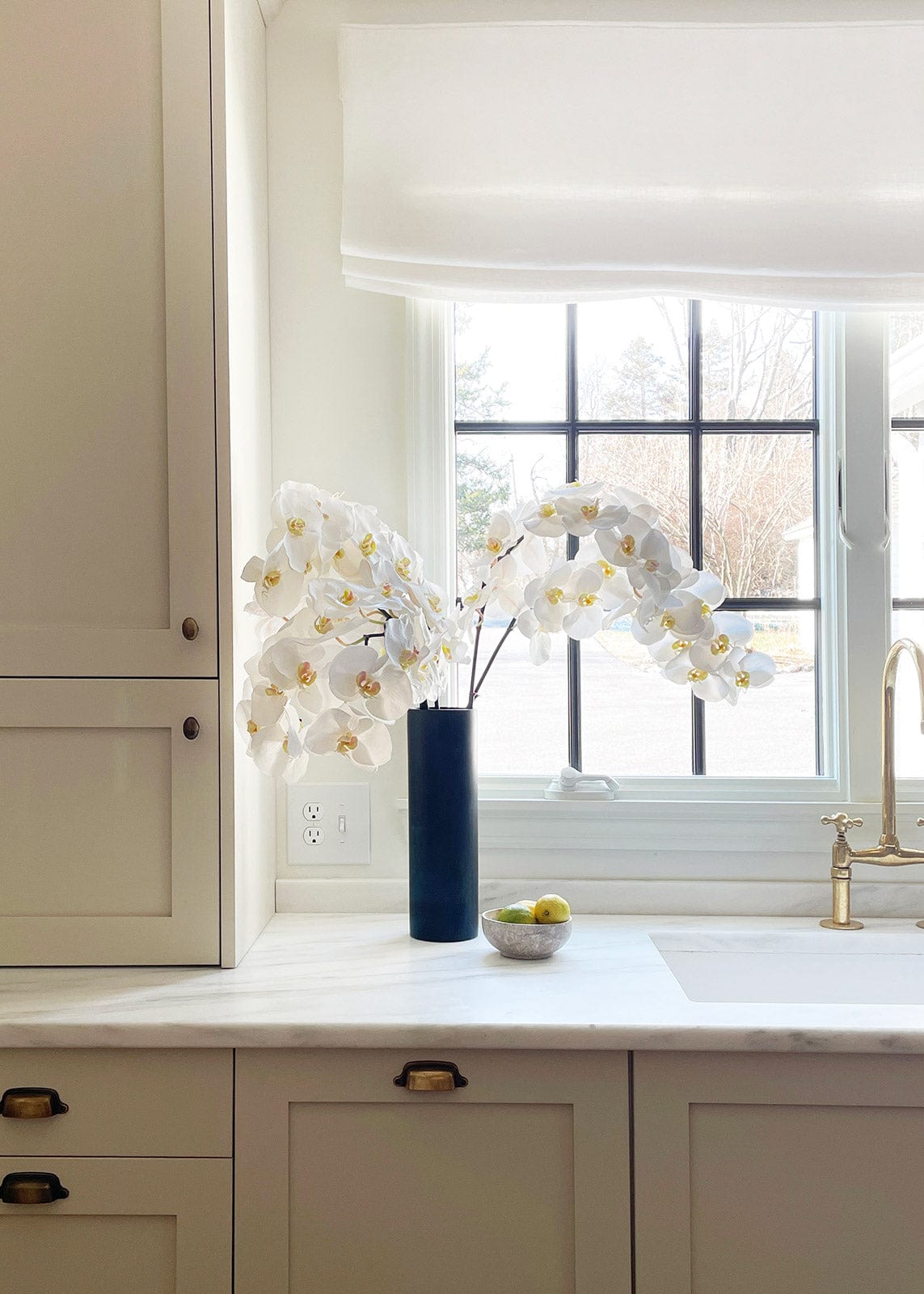 Oversized White Orchids in Afloral Kitchen Styling